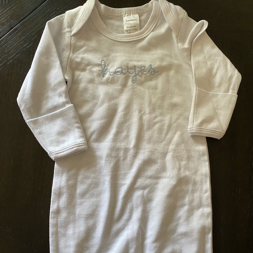 Bambini “Hayes” newborn gown